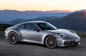 Porsche не собирается отказываться от бензиновых моторов даже через 10 лет